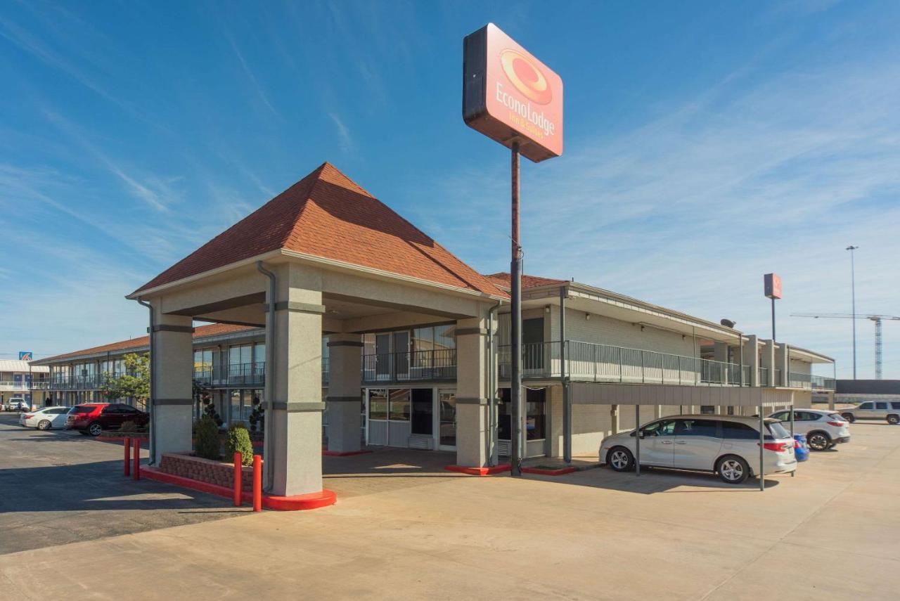Econo Lodge Inn & Suites Near Bricktown Oklahoma City Exterior foto
